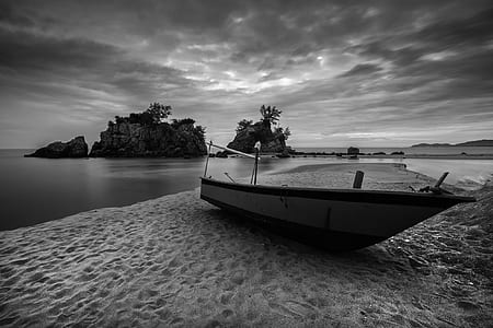 sea, black-and-white, nature, sky thumbnail