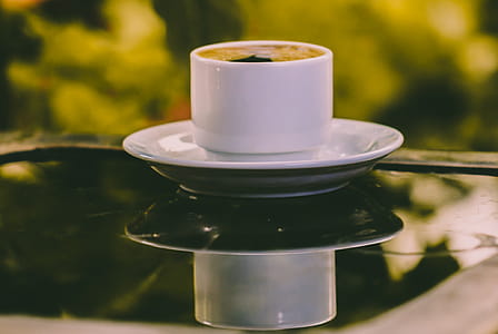 Close-Up Photography of Coffee Cup thumbnail