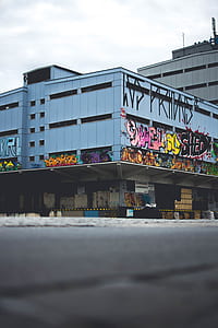 city building with graffiti thumbnail