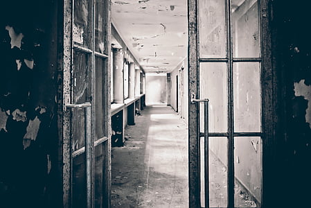 glass hallway door open thumbnail
