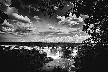 Black and White view of Iguazu Falls, Brazil thumbnail