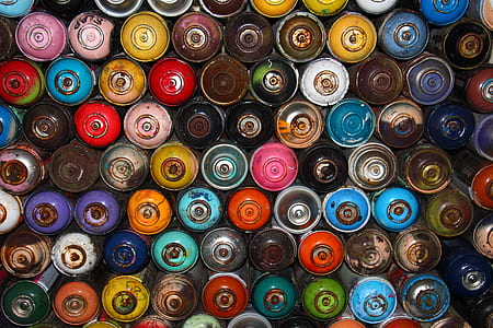 assorted-color spray can lot thumbnail