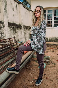 Woman Step on Metal Pipe thumbnail