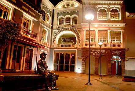 Quito Ecuador, Plaza Del Teatro thumbnail