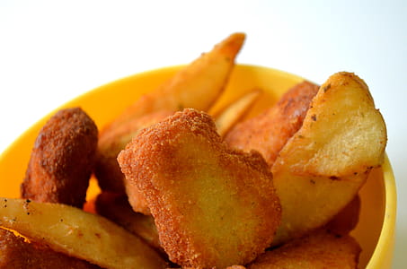 Nuggets and Potato Wedges thumbnail