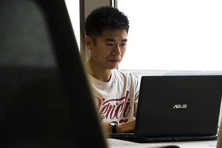 man using laptop thumbnail