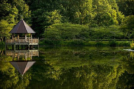 brown gazebo thumbnail