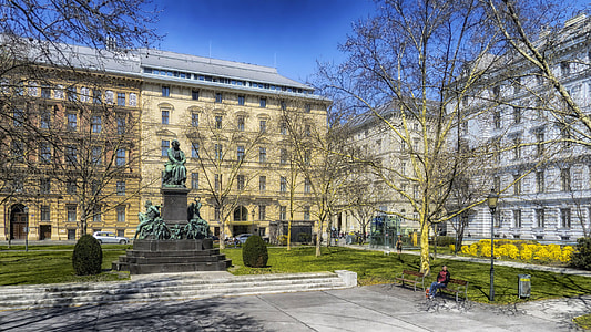 Beethoven Plaza with buildings in Vienna, Austria thumbnail