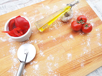 used pizza slicer thumbnail