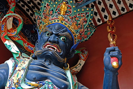 Religious ceramic statue thumbnail
