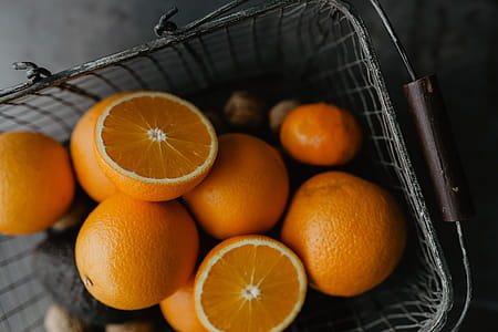 Fresh oranges thumbnail
