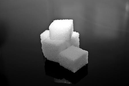 five sugar cubes thumbnail