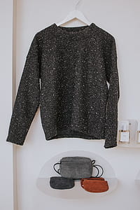 women's black sweatshirt thumbnail