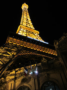 Eiffel Tower, Paris thumbnail