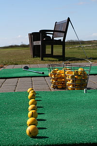 golf balls on mat thumbnail