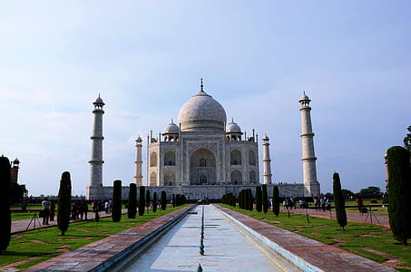 Taj Mahal, India thumbnail