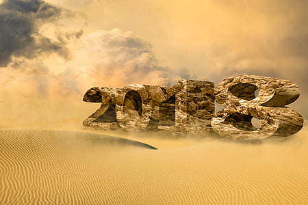 2018 rock formation on desert digital wallpaper thumbnail