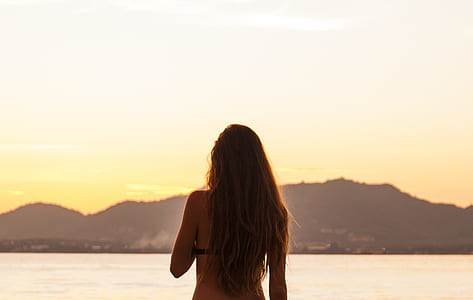 Woman Standing in Front of the Sea thumbnail