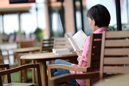 woman reads book thumbnail