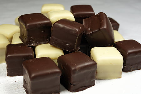 chocolate and milk chocolate blocks thumbnail