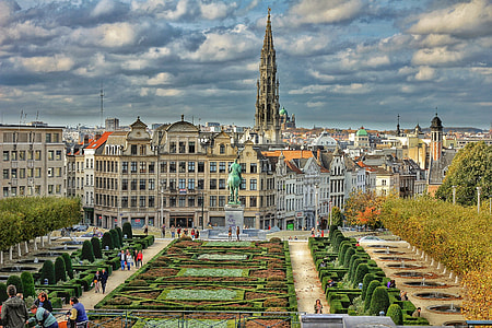 areal photo of garden in front of statue thumbnail