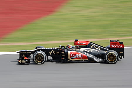 white and red formula 1 thumbnail