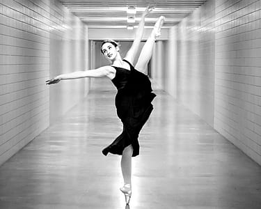 woman dancing at hallway thumbnail