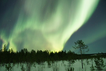 Bright Aurora Borealis in Finland thumbnail