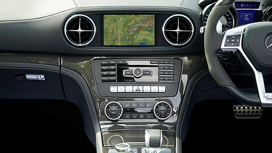 Black and Gray Car Stereo thumbnail