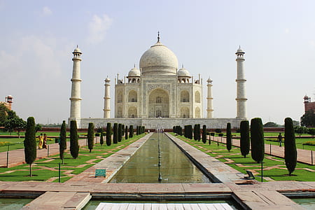 Taj Mahal, India thumbnail