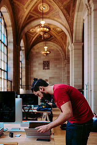 Unsplash HQ, Crew collective & Cafe, Montreal thumbnail