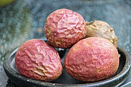 Passion Fruits, Passion Fruit thumbnail