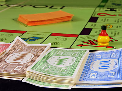 Monopoly board game thumbnail