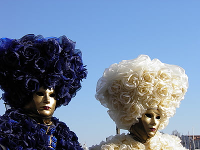 two mannequin wearing floral hat decors thumbnail