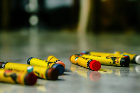 assorted crayons thumbnail