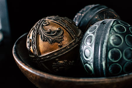 Black and Brown Ball Decor in Bowl thumbnail