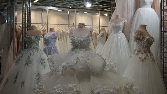wedding gown store thumbnail