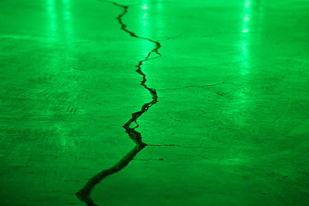 cracked green floor thumbnail