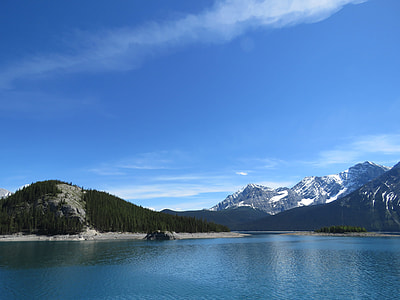 Upper Kananaskis Lake, Rocky Mountains thumbnail