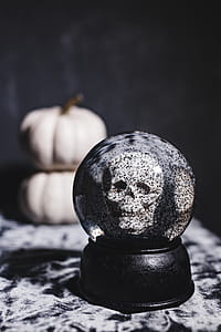 Halloween Decorations thumbnail