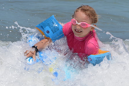 toddler on body of water thumbnail