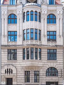 white gothic building thumbnail