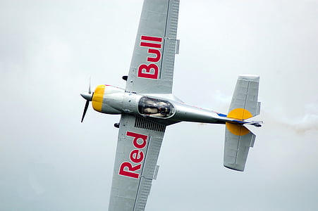 photography of gray Red Bull jet thumbnail
