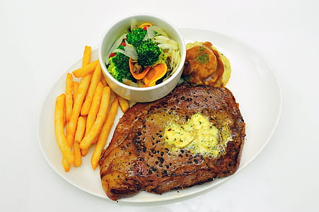 grilled steak and potato fries platter thumbnail