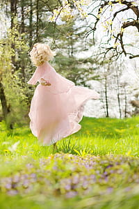 girl wearing pink dress thumbnail