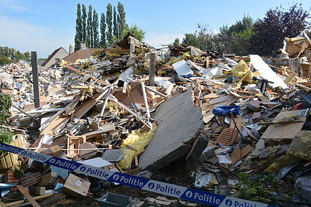 wood and concrete rubble thumbnail