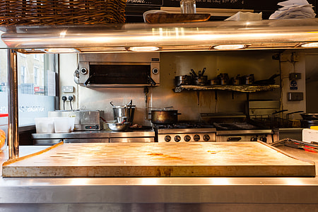 piled kitchen ware thumbnail