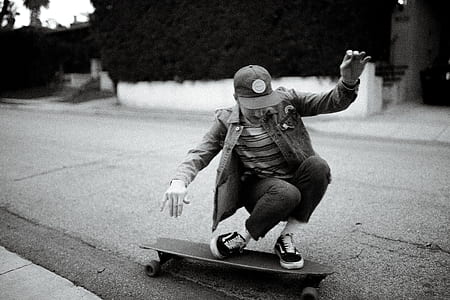 man playing skateboard thumbnail