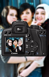 3 Women Caught on Dslr Camera thumbnail