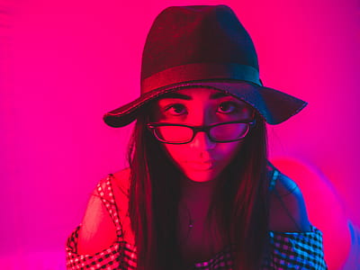 woman wearing black bucket hat thumbnail